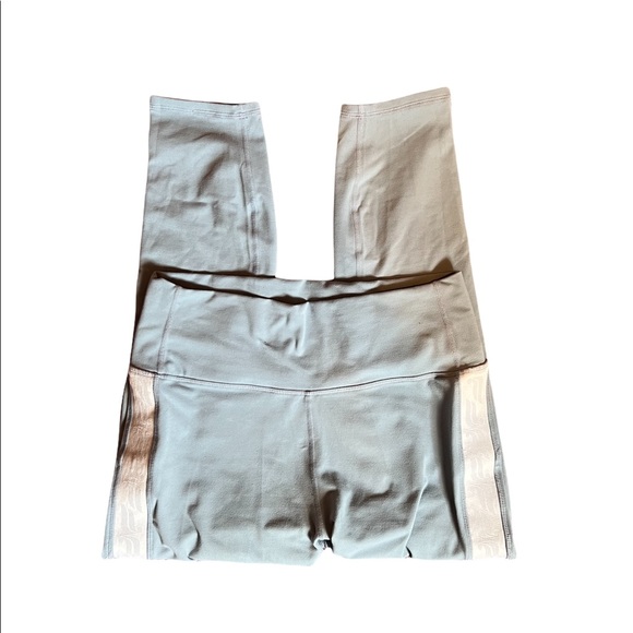 Fabletics Powerhold Leggings - Picture 4 of 5